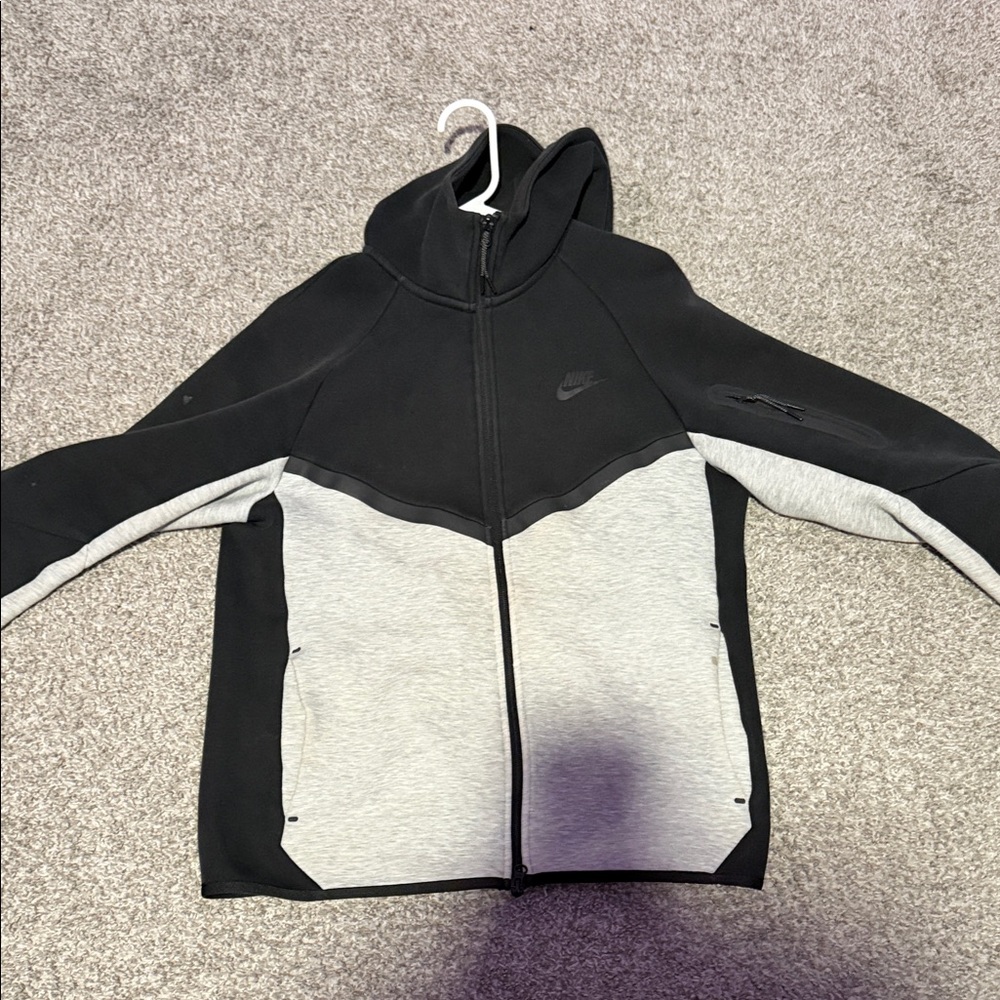 Nike Kids Black and Gray Full-Zip Hooded Jacket